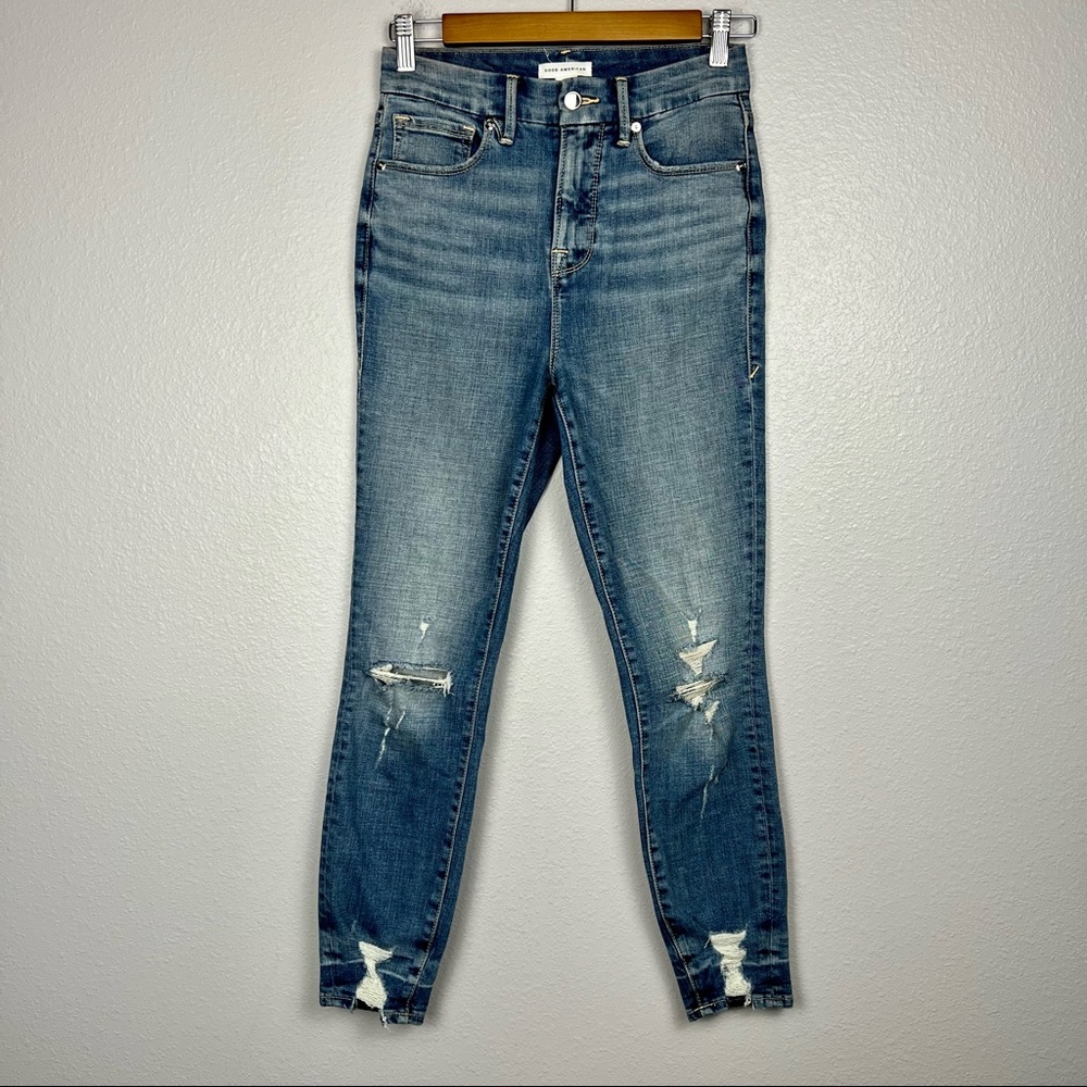 Like New Good American Good Waist Crop w/ Chewed Hem - Size 2/26